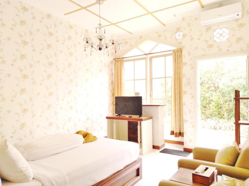 Family Hotel Gradia 1 Batu Kültér fotó